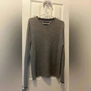 Aeropostale sweater size small